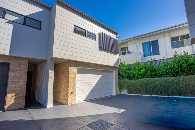 Photo - 1/19 Berringar Road, Valentine NSW 2280 - Image 17