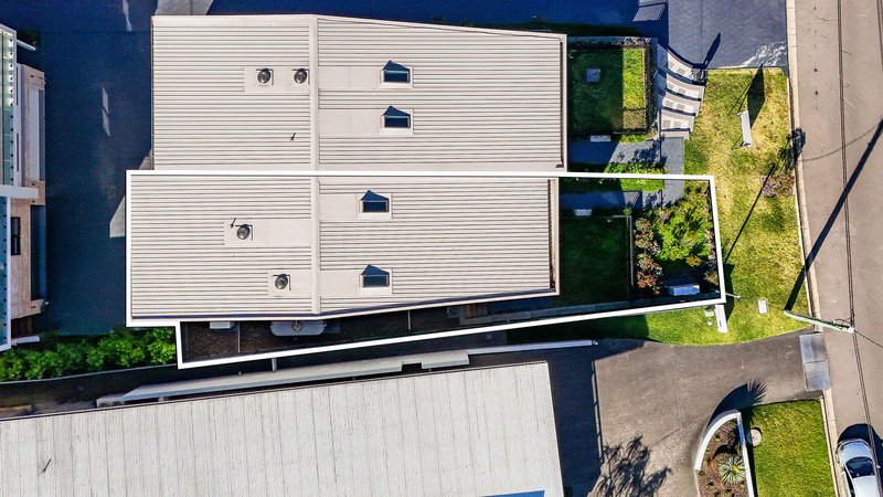 Photo - 1/19 Berringar Road, Valentine NSW 2280 - Image 18