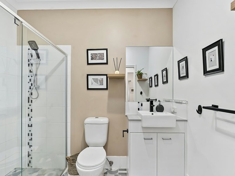 Photo - 1/19 Bongaree Avenue, Bongaree QLD 4507 - Image 23