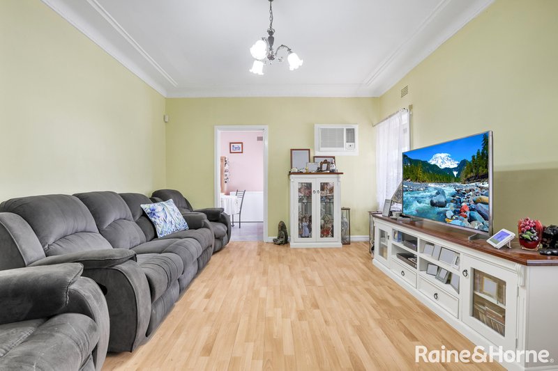 Photo - 119 Canberra Street, Oxley Park NSW 2760 - Image 4