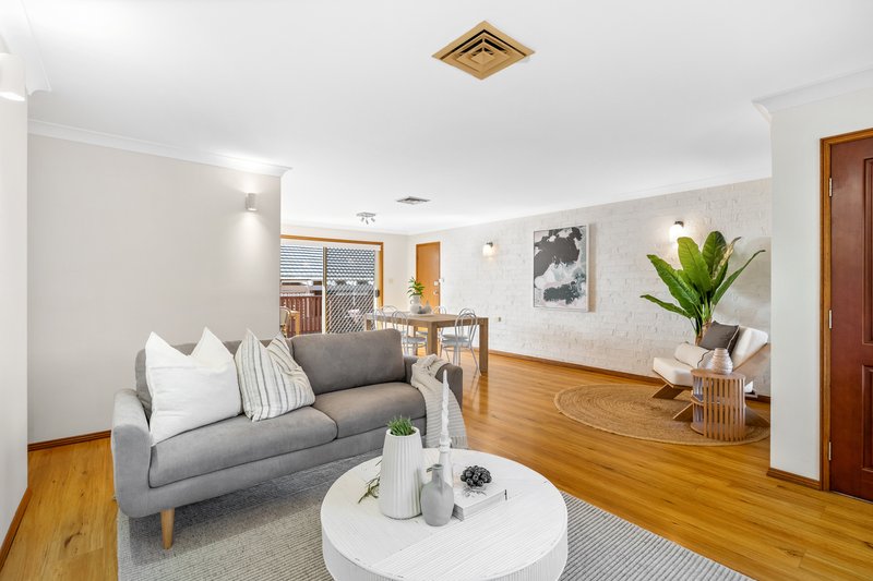 Photo - 1/19 Charles Kay Drive, Terrigal NSW 2260 - Image 5