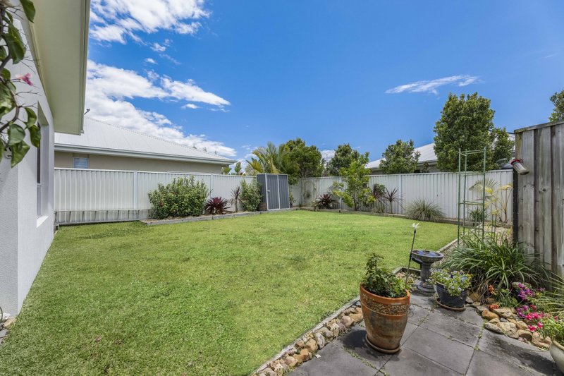 Photo - 1/19 Comet Street, Pelican Waters QLD 4551 - Image 5