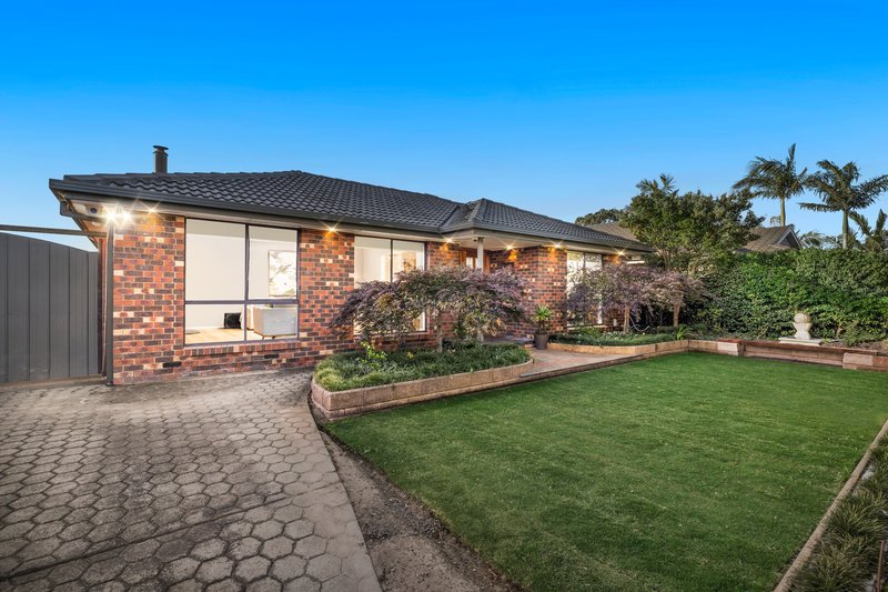 119 Dandelion Drive, Rowville VIC 3178