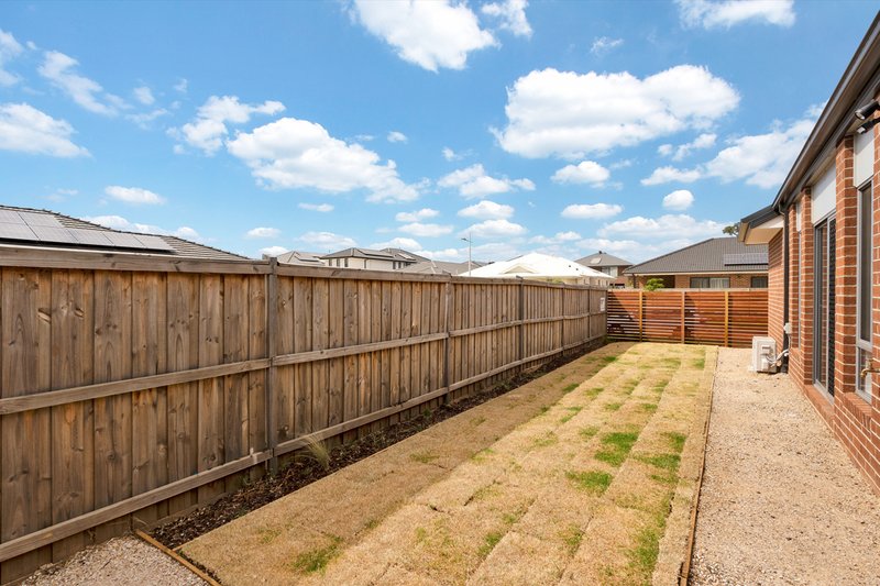 Photo - 119 Farm Road, Werribee VIC 3030 - Image 10