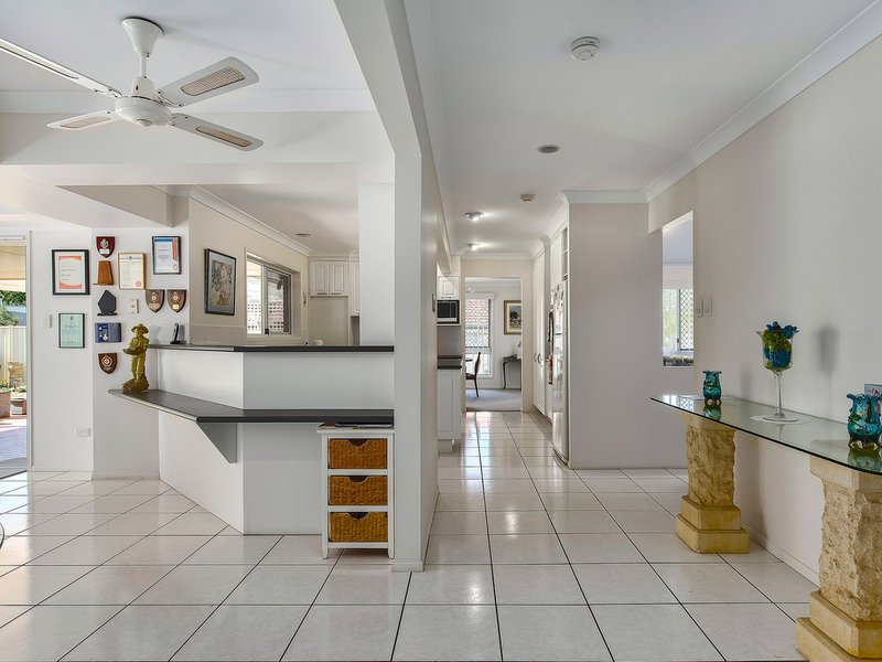Photo - 119 Galaxy Street, Bridgeman Downs QLD 4035 - Image 4