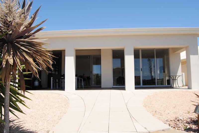 Photo - 119 Gilmore Crescent, Wallaroo SA 5556 - Image 3