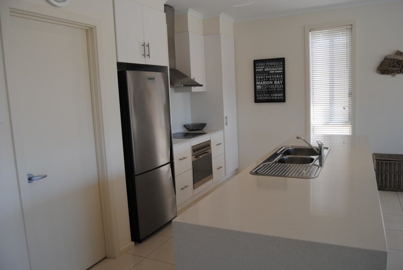 Photo - 119 Gilmore Crescent, Wallaroo SA 5556 - Image 19