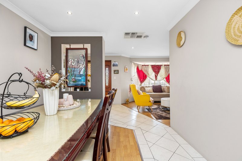 Photo - 119 Hamelin Drive, Ballajura WA 6066 - Image 3