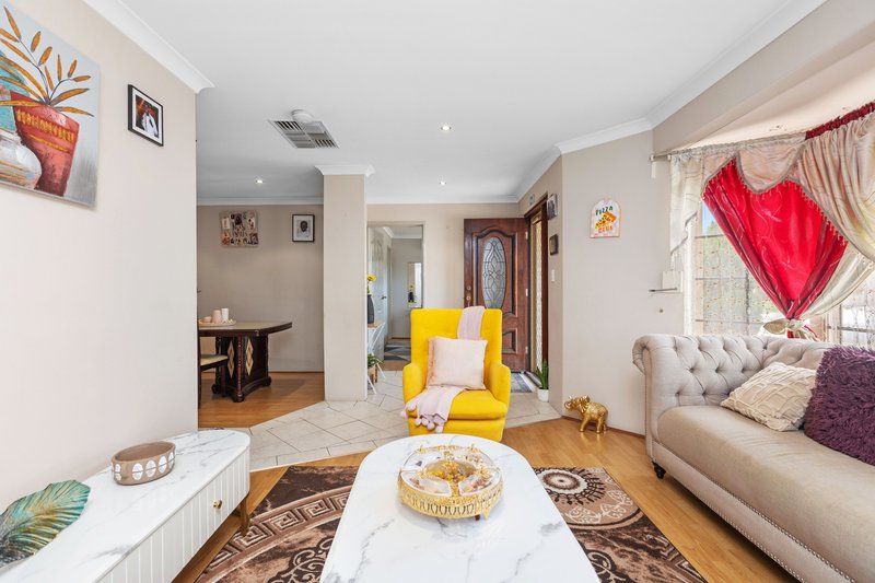 Photo - 119 Hamelin Drive, Ballajura WA 6066 - Image 6