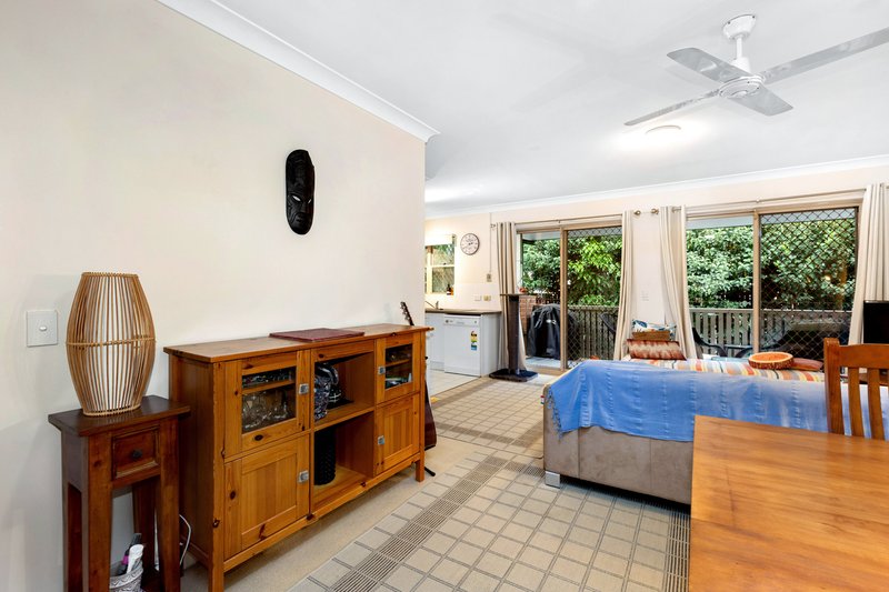 Photo - 1/19 Heather Street, Wilston QLD 4051 - Image 5