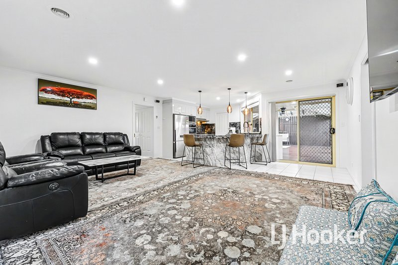 Photo - 119 Hinrichsen Drive, Hallam VIC 3803 - Image 5