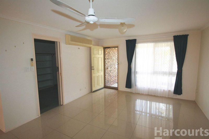 Photo - 1/19 Hoya Cres , Bongaree QLD 4507 - Image 9