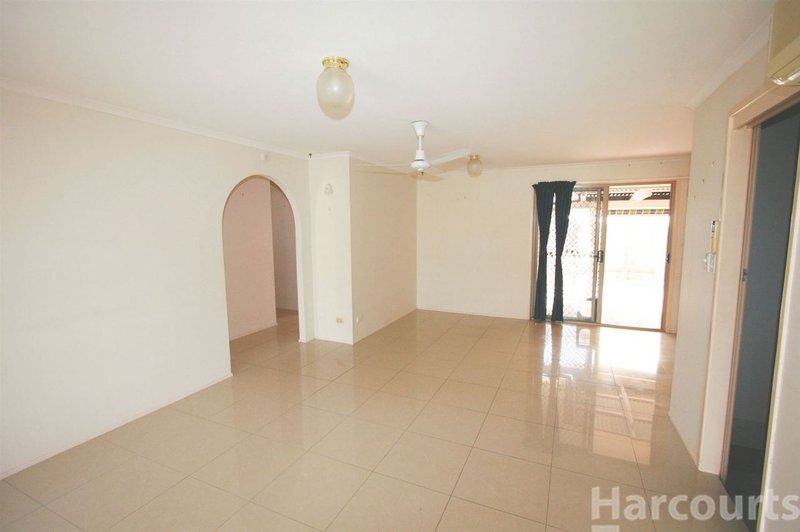 Photo - 1/19 Hoya Cres , Bongaree QLD 4507 - Image 13