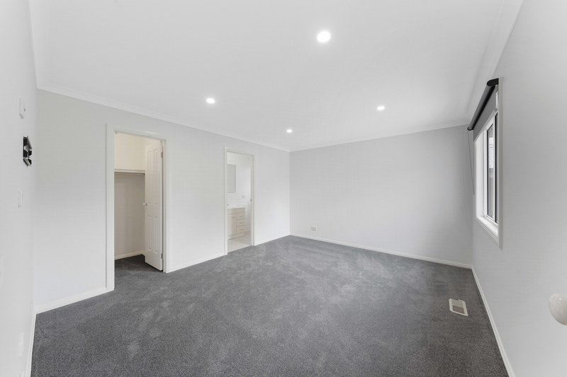 Photo - 1/19 Jamieson Street, Warragul VIC 3820 - Image 6