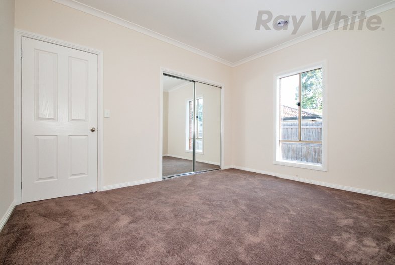 Photo - 1/19 Kimberley Drive, Chirnside Park VIC 3116 - Image 6