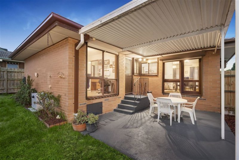 Photo - 1/19 Linsley Way, Wantirna VIC 3152 - Image 3