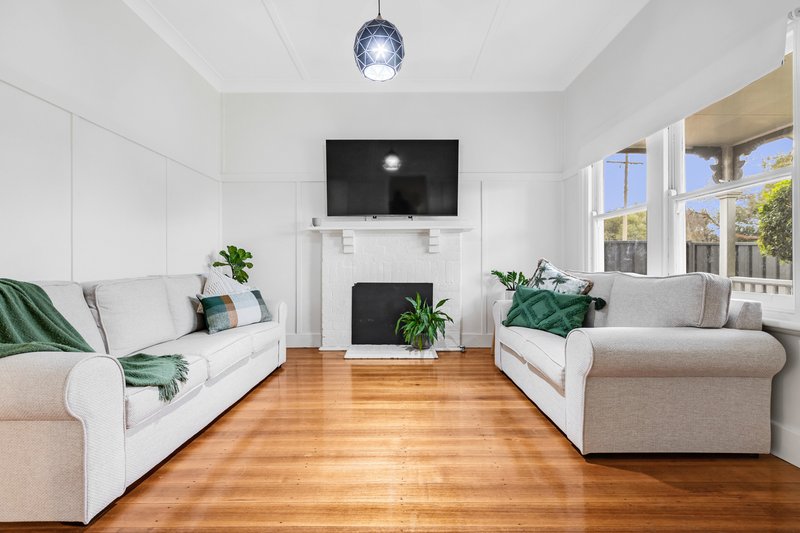 Photo - 119 Magnolia Avenue, Mildura VIC 3500 - Image 5