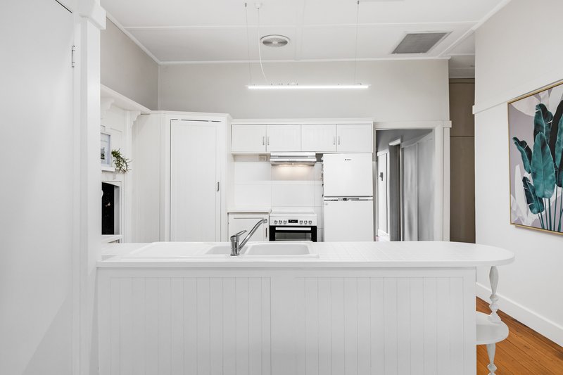 Photo - 119 Magnolia Avenue, Mildura VIC 3500 - Image 8