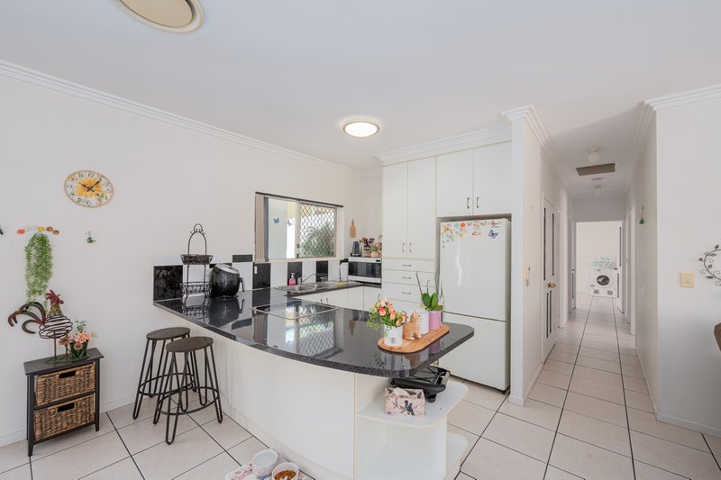 Photo - 1/19 Mccann Street, South Gladstone QLD 4680 - Image 6