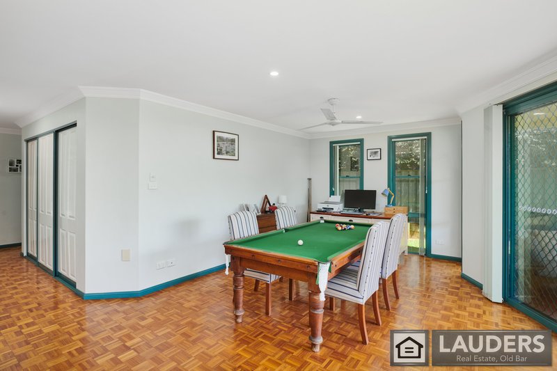 Photo - 1/19 Mistral Place, Old Bar NSW 2430 - Image 10