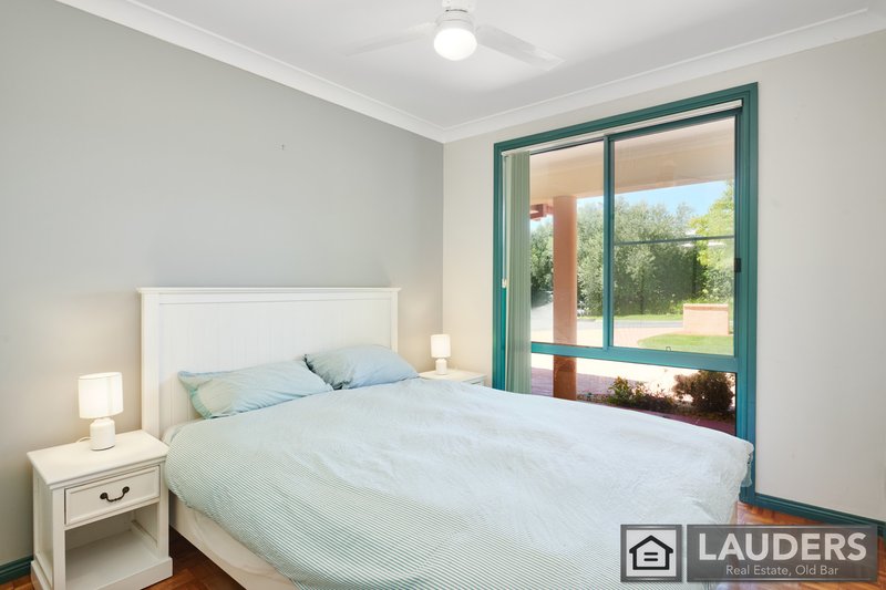 Photo - 1/19 Mistral Place, Old Bar NSW 2430 - Image 13