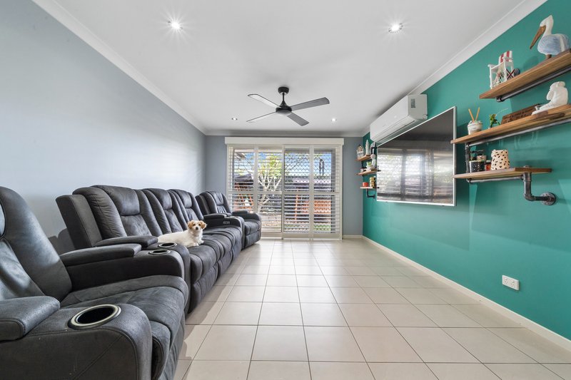 Photo - 1/19 Pepper Tree Drive, Holmview QLD 4207 - Image 6