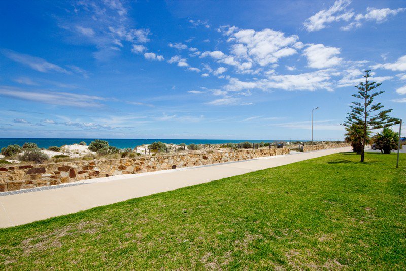 Photo - 1/19 Renwick Street, West Beach SA 5024 - Image 20