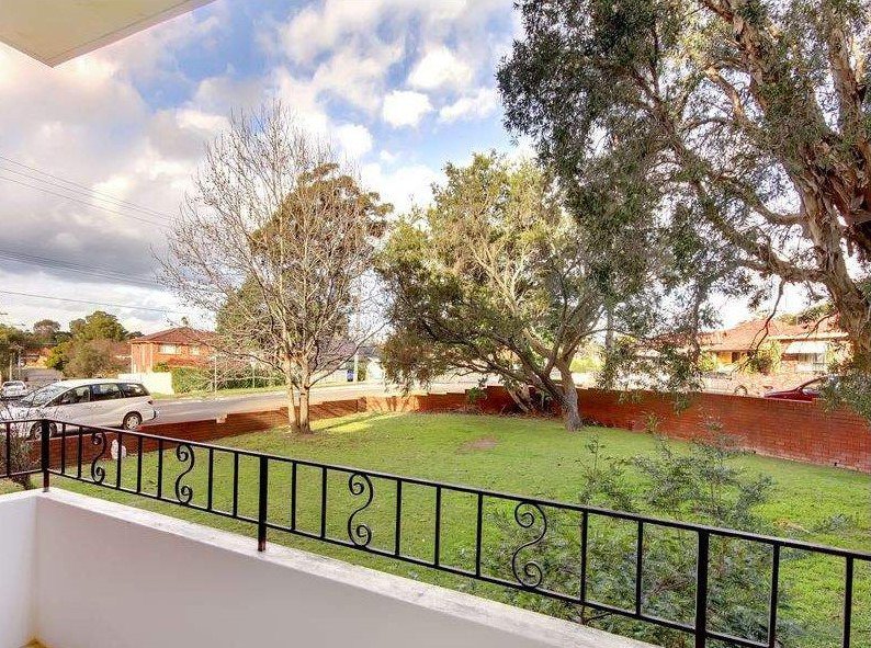 Photo - 1/19 Romilly Street, Riverwood NSW 2210 - Image 7