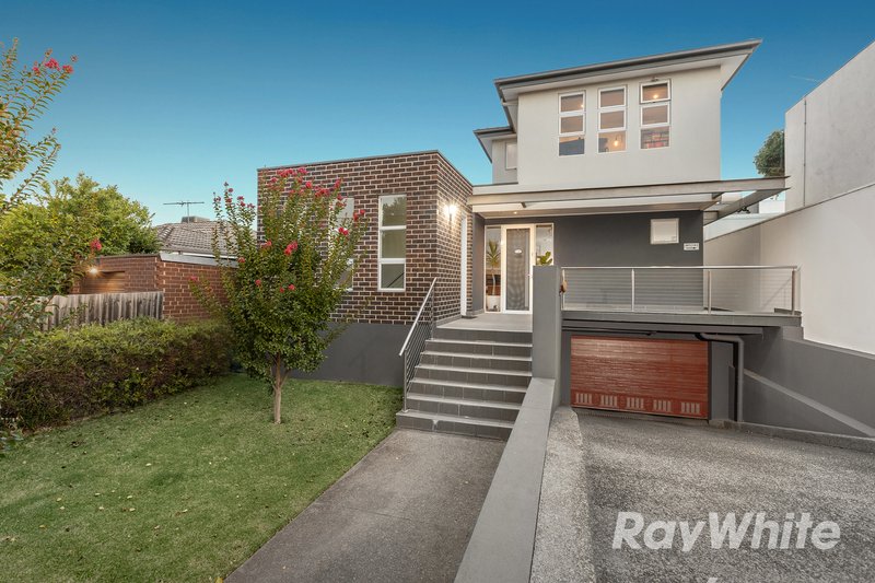 Photo - 1/19 Rosella Street, Murrumbeena VIC 3163 - Image 1