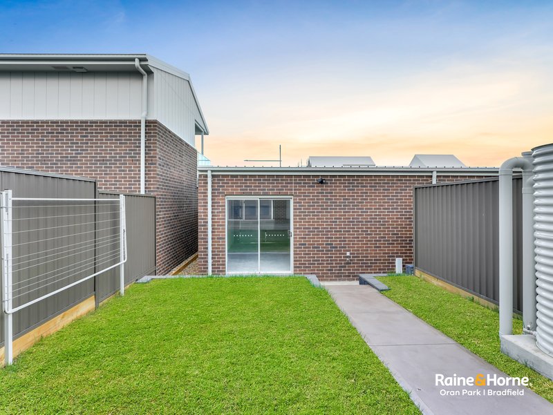 Photo - 119 South Circuit, Oran Park NSW 2570 - Image 26