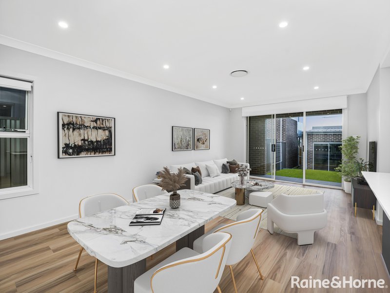 Photo - 119 South Circuit, Oran Park NSW 2570 - Image 2