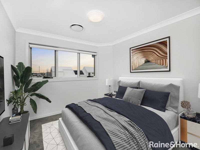 Photo - 119 South Circuit, Oran Park NSW 2570 - Image 7