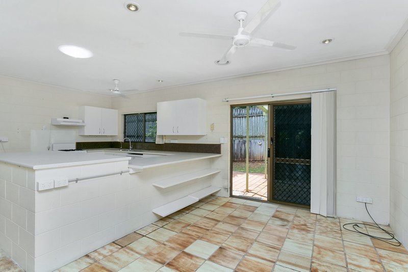 Photo - 1/19 Talasea Street, Trinity Beach QLD 4879 - Image 10