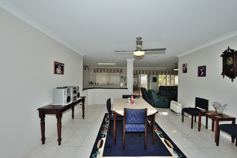 Photo - 119 The Avenue, Warnbro WA 6169 - Image 6