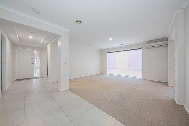 Photo - 119 The Promenade, Narre Warren South VIC 3805 - Image 3