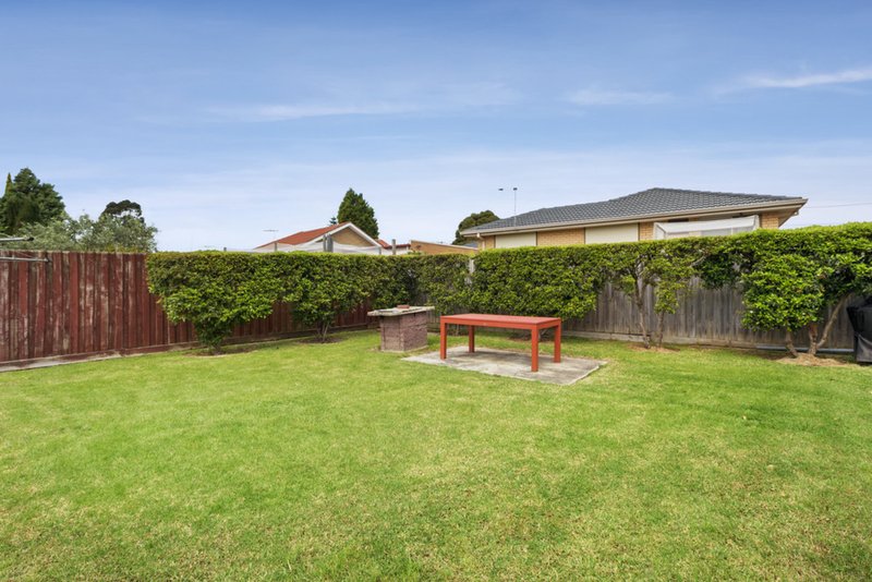 Photo - 119 Tiverton Drive, Mulgrave VIC 3170 - Image 8