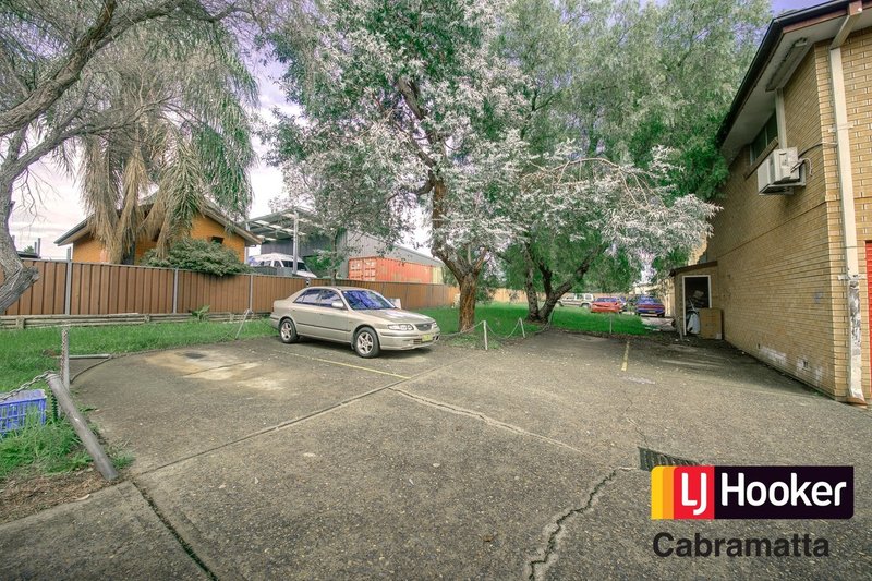 Photo - 11/90 Longfield Street, Cabramatta NSW 2166 - Image 8