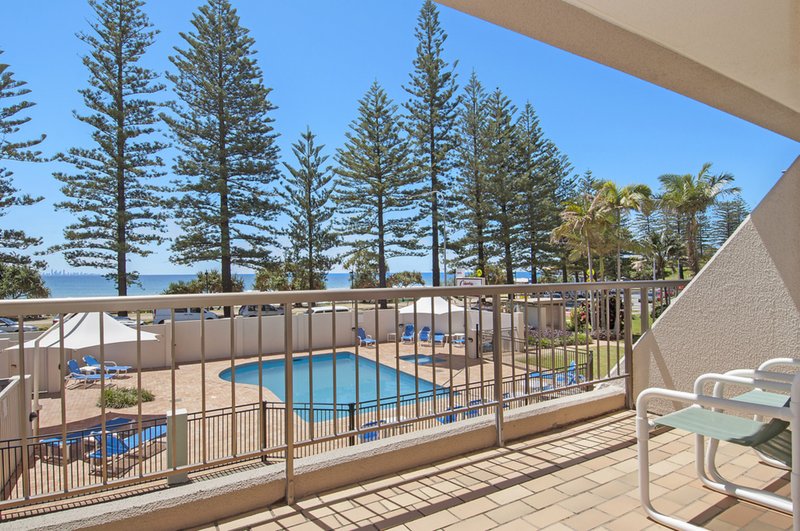 Photo - 1/190 Marine Pde , Coolangatta QLD 4225 - Image 4