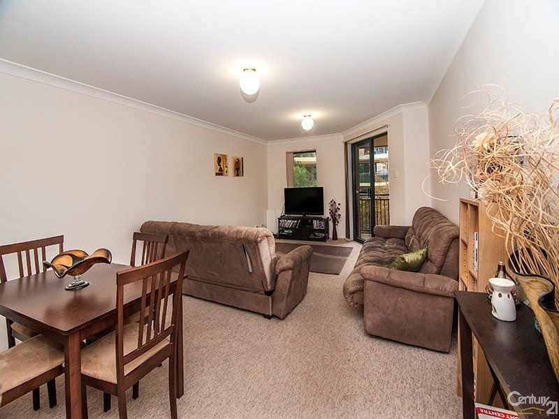 Photo - 11/92 Allison Crescent, Menai NSW 2234 - Image 2