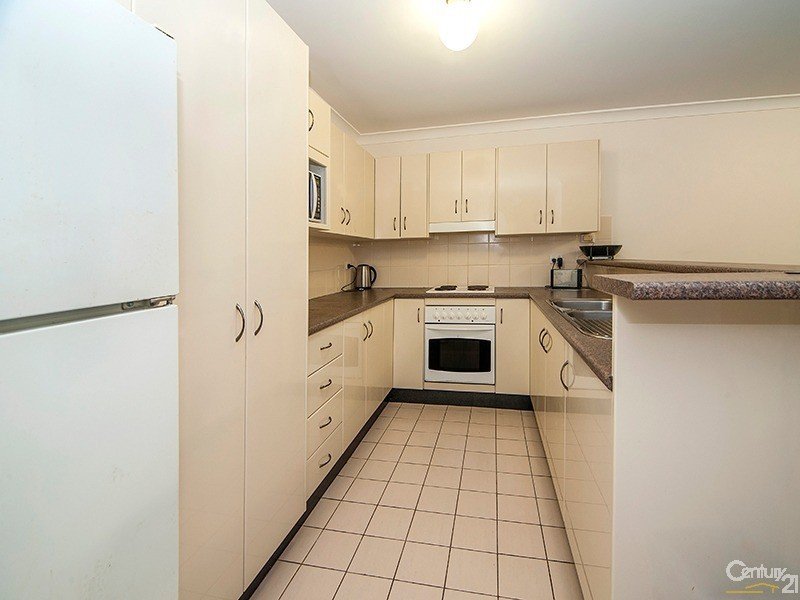 Photo - 11/92 Allison Crescent, Menai NSW 2234 - Image 4