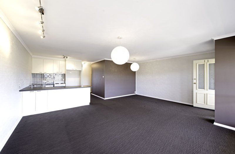 Photo - 11/94 Collett Street, Queanbeyan NSW 2620 - Image 4