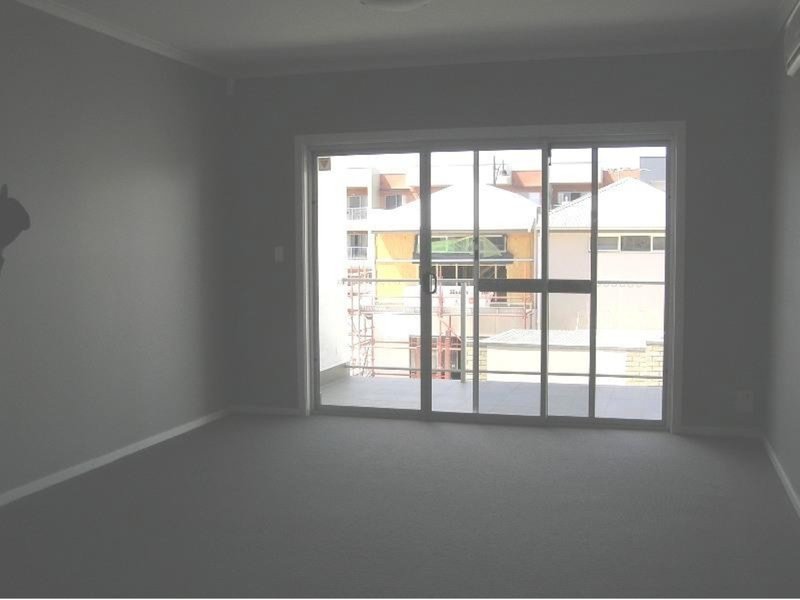 Photo - 119/6-14 Metro Parade, Mawson Lakes SA 5095 - Image 4