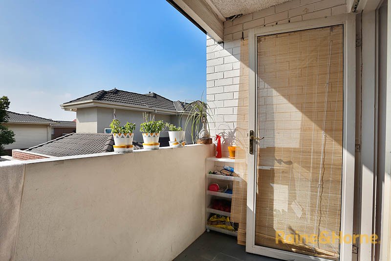 Photo - 11/97-99 Raleigh Road, Maribyrnong VIC 3032 - Image 8