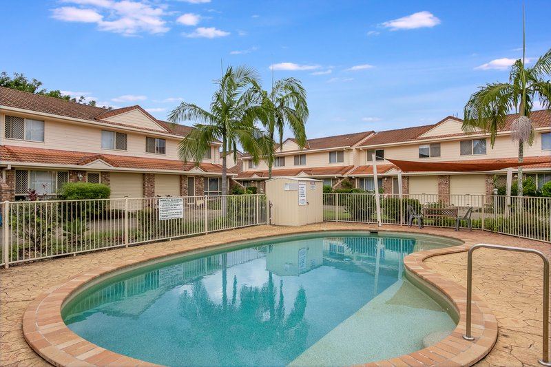 Photo - 1/199 Kennedy Drive, Tweed Heads West NSW 2485 - Image 2