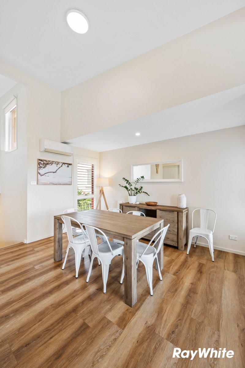Photo - 1/19A Bavarde Avenue, Batemans Bay NSW 2536 - Image 6