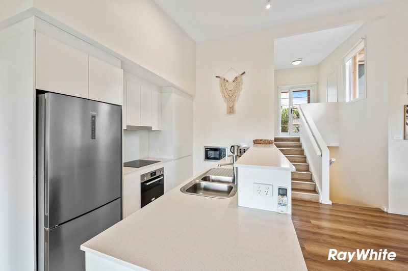 Photo - 1/19A Bavarde Avenue, Batemans Bay NSW 2536 - Image 9