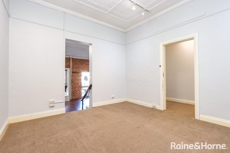 Photo - 119a Bentinck Street, Bathurst NSW 2795 - Image 5