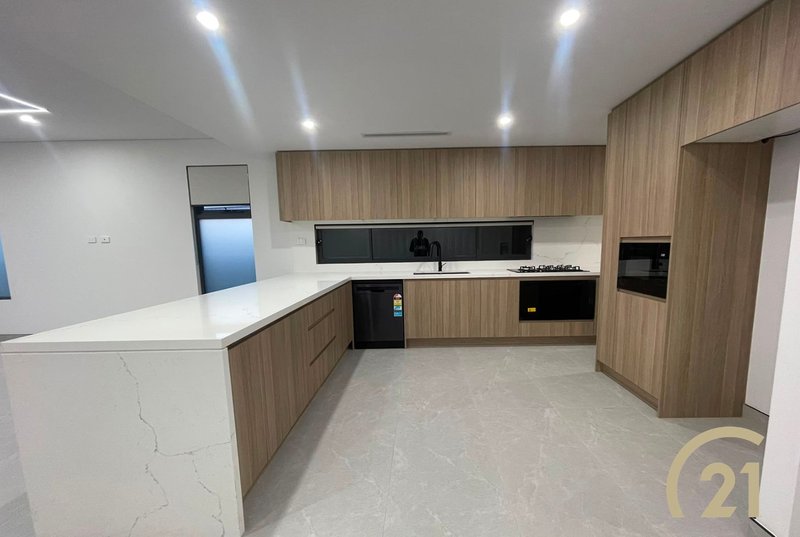 Photo - 119A Stella Street, Fairfield Heights NSW 2165 - Image 4
