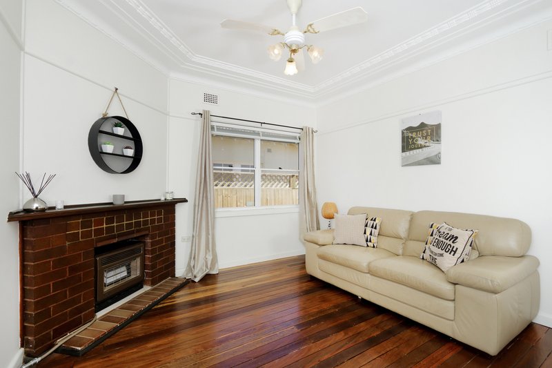 Photo - 119B Hillcrest Avenue, Hurstville Grove NSW 2220 - Image 6