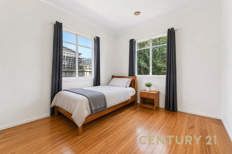 Photo - 11A and 11B Chifley Crescent, Dandenong North VIC 3175 - Image 6